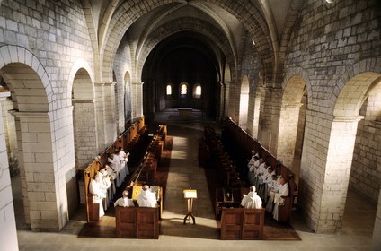 France, Drôme (26), Montjoyer, abbaye cistercienne Notre-Dame d'Aiguebelle, office religieux