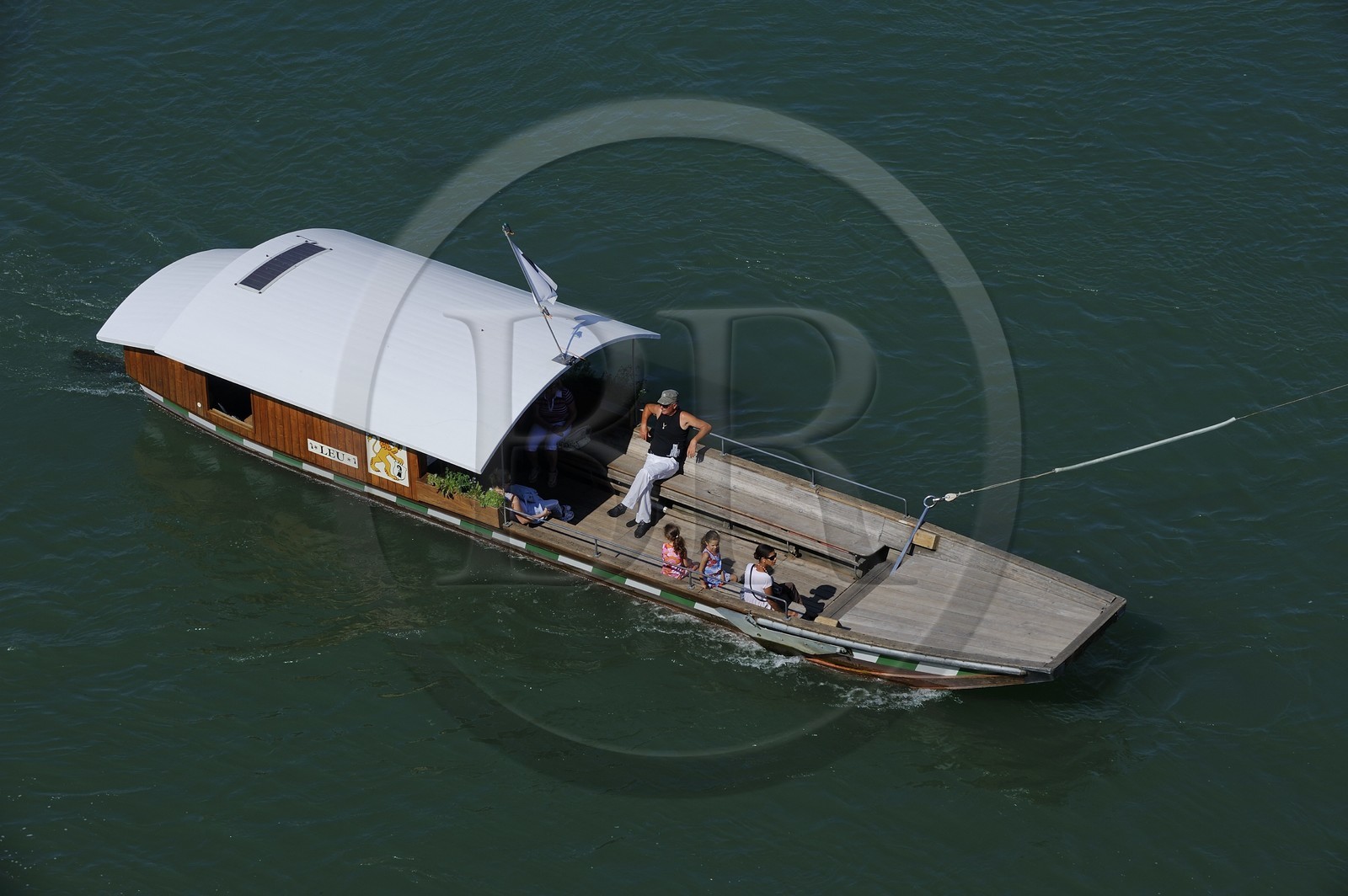 Suisse, Bâle, un des petits bacs qui permettent de traverser le Rhin