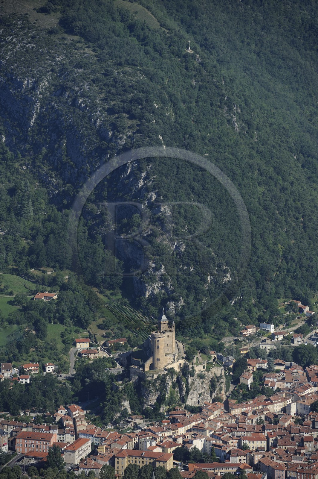 France, Ariege, Foix, 10th-15th centuries castle (aerial view)