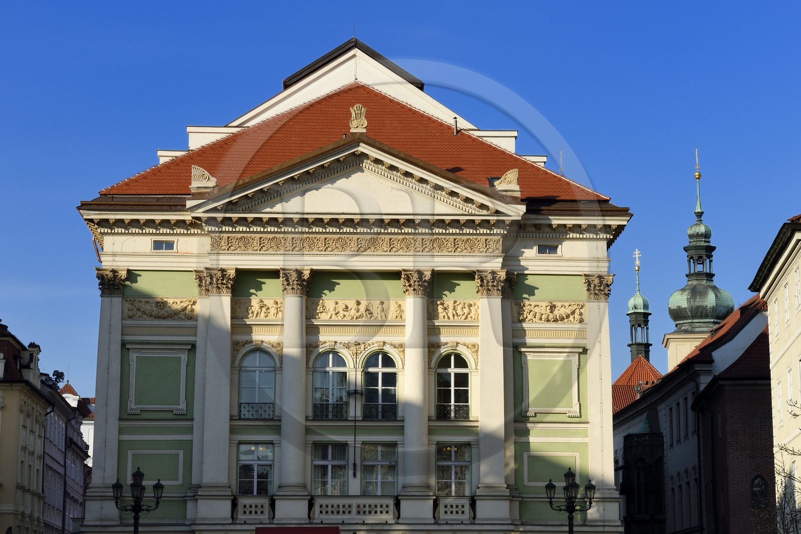 République Tchèque, Prague, centre historique classé Patrimoine Mondial de l' UNESCO, quartier de Stare Mesto, théatre des Etats où Mozart joua la 1ère de Don Giovanni
