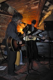 France, Paris (75), concert de John James Band dans une cave du quartier Saint-Germain des près La Pomme d'Eve