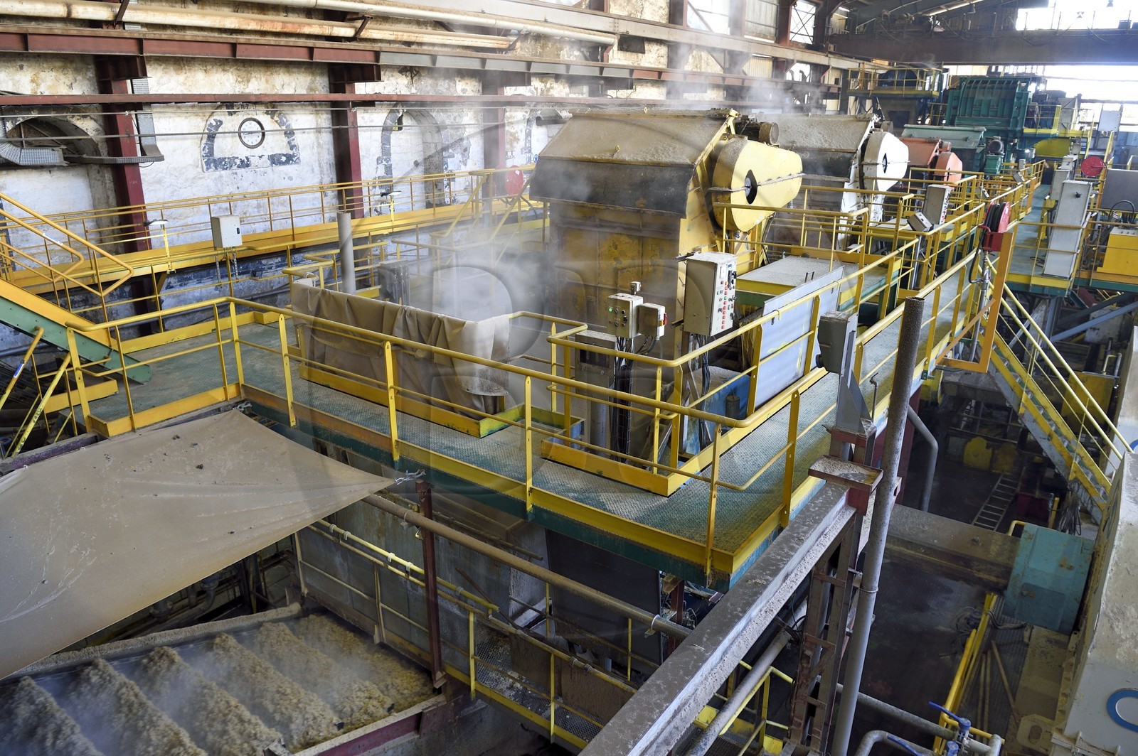 France, Ile de la Reunion, Saint-Louis, l'usine sucrière du Gol, bagasse résultant de la transformation de la canne à sucre
