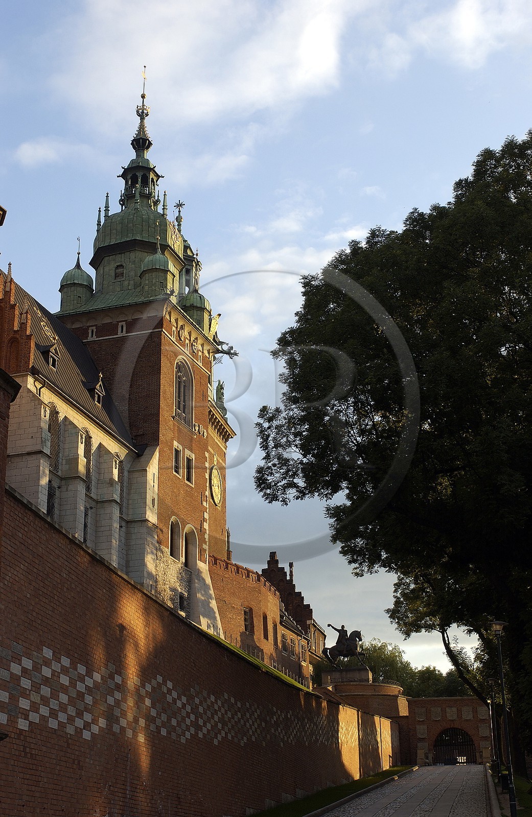 Poland, Lesser Poland region, Krakow, the cathedral in the enclosure of the royal castle on the hill of Wawel