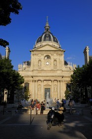 France, Paris (75), Quartier Latin, place de la Sorbonne avec la chapelle de la Sorbonne