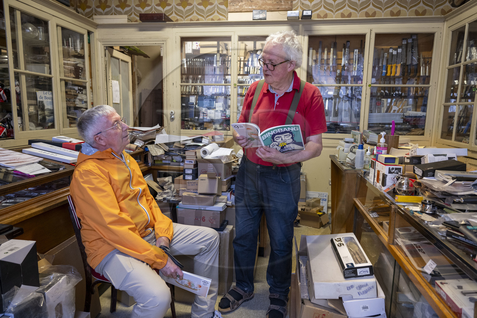 France, Cote d'Or, Dijon, area listed as World Heritage by UNESCO, Place Bossuet, the Coutellerie de Langres, a hardware store and more, timeless and established in the birthplace of the French writer Bossuet, it is run by the scholar Michel Pernod here in the company of the journalist Gérard Bouchu, editor-in-chief of the magazine Pompon and Bingbang, two offbeat looks at the cultural and gastronomic life of Dijon and its region