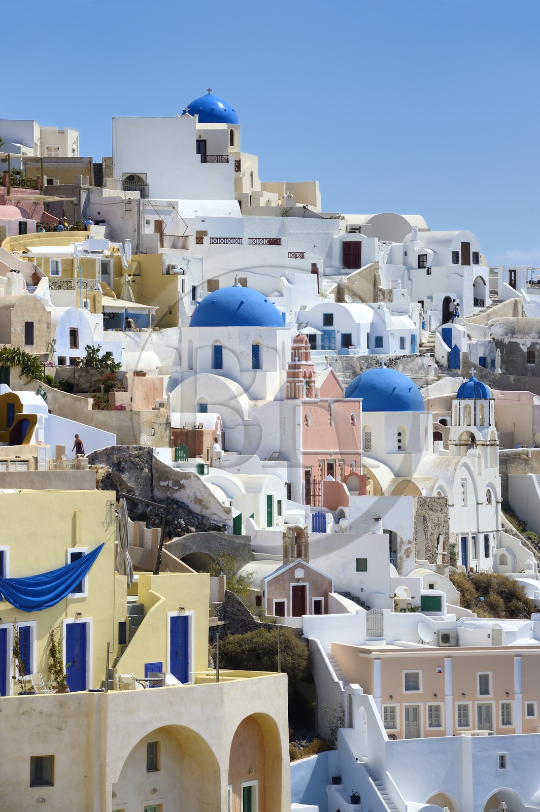 Greece, Cyclades, Aegean Sea, Santorini (Thira or Thera), village of Oia