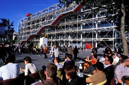 France, Paris, outside cafe in front of the Pompidou Centre