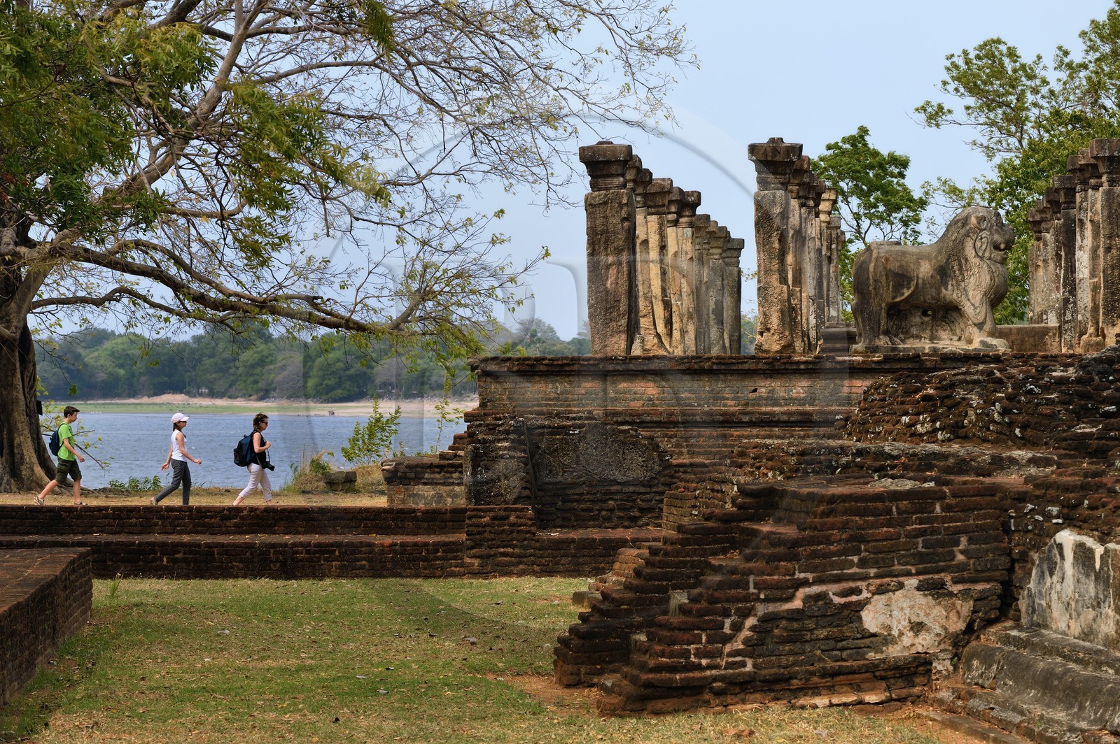 Sri Lanka, province du Centre-Nord, Polonnaruwa, l'ancienne capital du pays (XIe au XIIIe siècle) est classée au Patrimoine Mondial de l'UNESCO, palais de Nissanka Malla, chambre du conseil royal