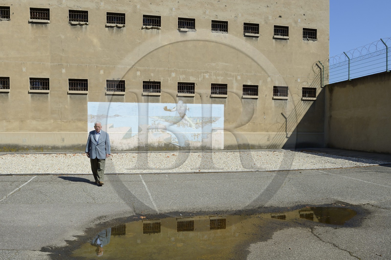 France, Rhône (69), Lyon, Mémorial Prison de Montluc, Claude Bloch fut arreté et incarcéré dans la Baraque aux juifs à l'age de 15 ans parce que juif  avant d'être déporté à Auschwitz, il quitte l'emplacement de la Baraque aux juifs