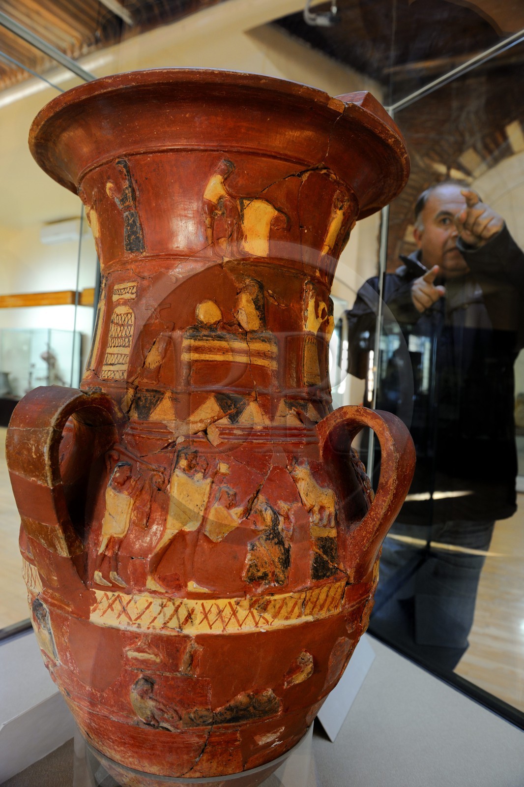 Turquie, Anatolie centrale, Ankara, le musée des Civilisations Anatoliennes, vase d' inandik de la période Hittite (1600 av JC) avec détail érotique