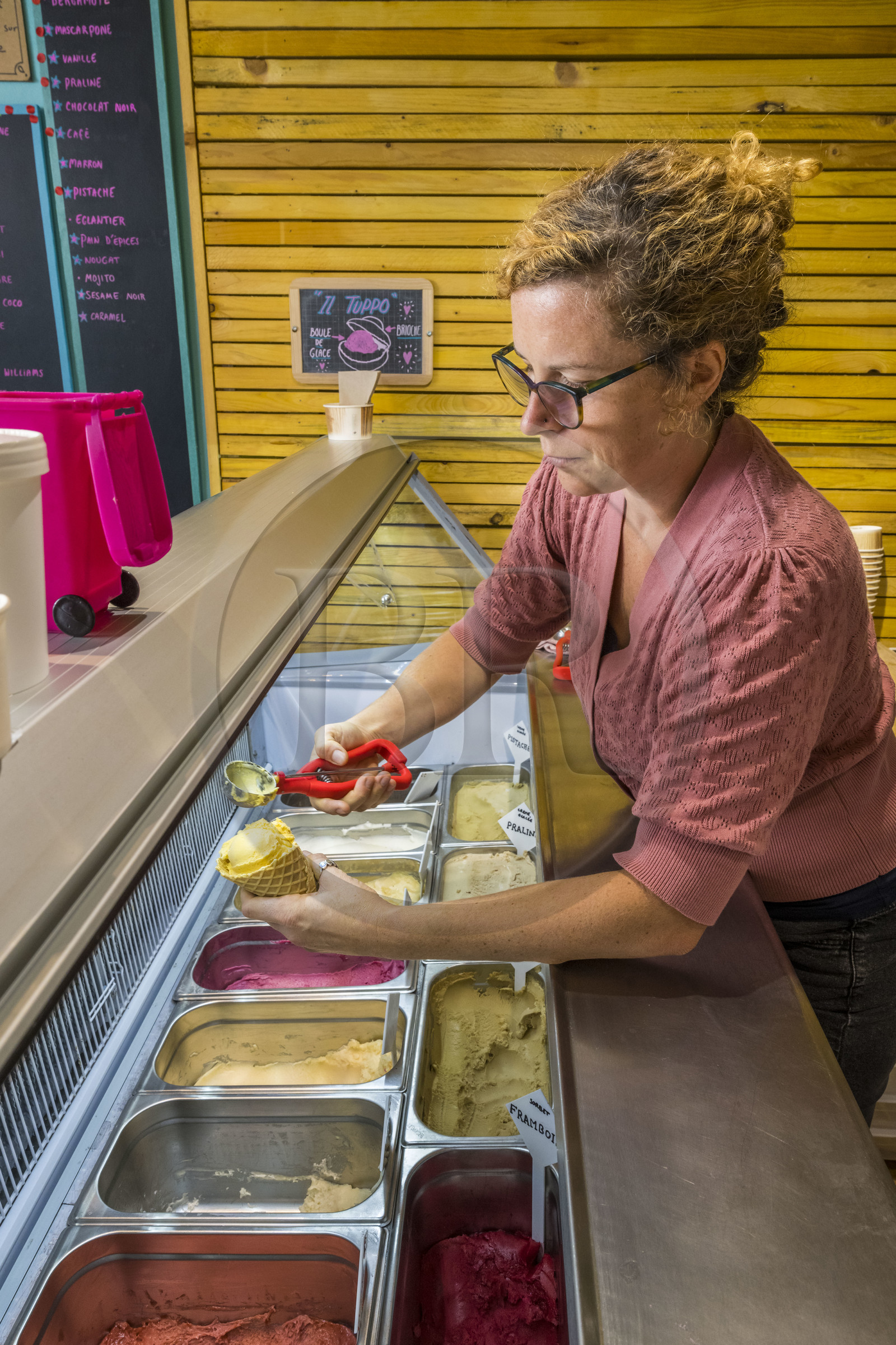 France, Herault, Sete, ice cream maker L'atelier du Flamant Rose