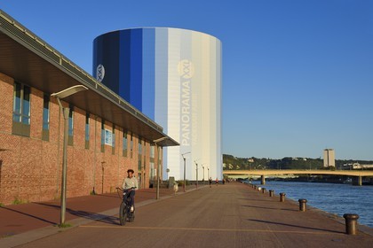 France, Seine-Maritime (76), Rouen, le Panorama XXL sur les quais de Seine rive droite