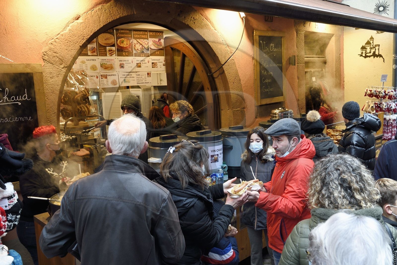 France, Haut Rhin, Strasbourg, Kaysersberg, street takeaway