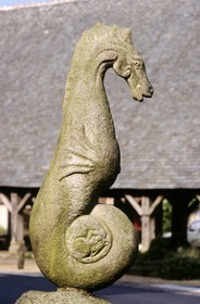 France, Finistère (29), Plouguerneau, statue d'hippocampe