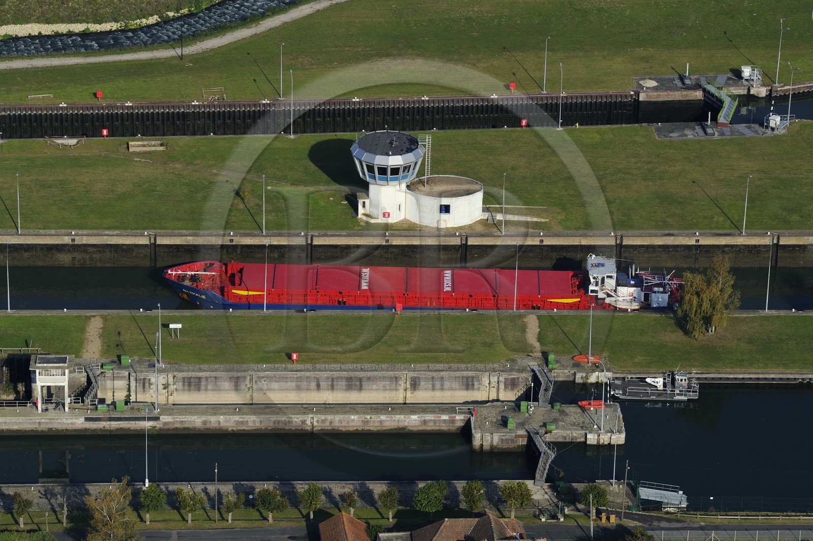 France, Eure (27), Port-Mort, Barrage et écluses sur la Seine (vue aérienne)