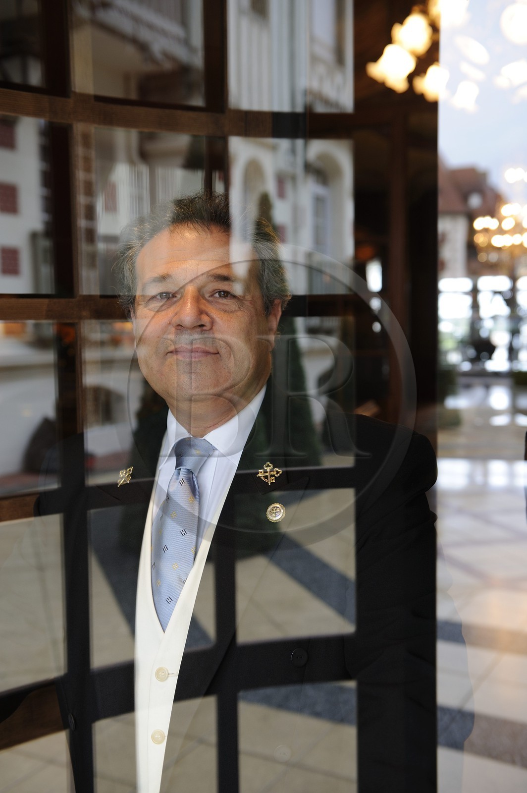 France, Calvados (14), Pays d'Auge, Deauville, l'Hôtel Normandy (groupe Barrière), le concierge Gérard Feuillie