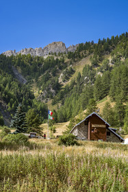France, Hautes Alpes (05), Névache, la Vallée Étroite à la frontière italienne, Refuge Terzo Alpini