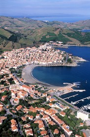 France, Pyrénées-Orientales (66), Banyuls-sur-Mer sur le côte Vermeille (vue aérienne)