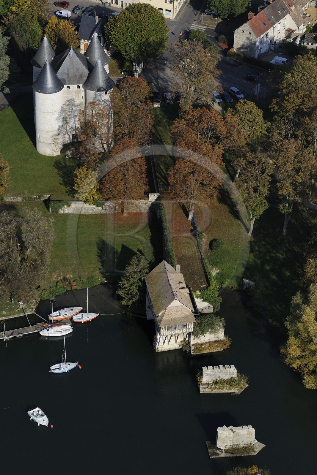 France, Eure (27), Vernon, Vernonnet, le Château des Tourelles (vue aérienne)