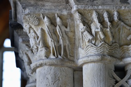 France, Seine-Maritime, Saint Martin de Boscherville, Saint-Georges de Boscherville Abbey of the 12th century, historiated capital of the chapter room representing Joshua stopping the race of the sun