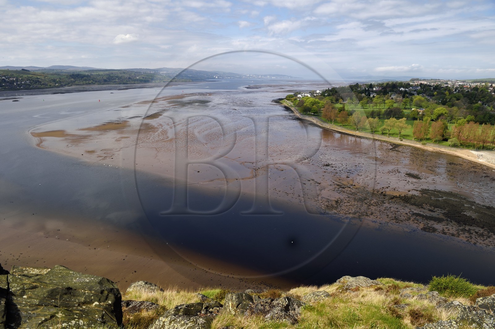 Royaume-Uni, Ecosse, Highland, Dumbarton, le fleuve Clyde à marée basse vu depuis le chateau de Dumbarton