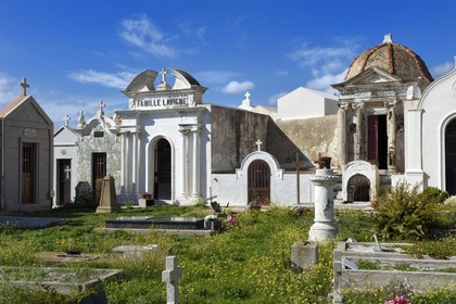France, Corse du Sud, Bonifacio, Upper Town, marine cemetery of San Franze