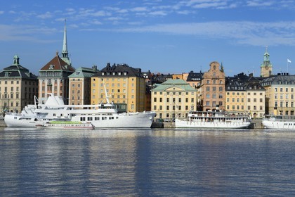 Sweden, Stockholm, the old city on the island of Gamla stan (Gamala Stan Riddarholmen) seen from the island of Skeppsholmen