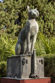 France, Alpes-Maritimes (06), Menton, jardin du Domaine des Colombieres, oeuvre du sculpteur contemporain tchèque Ivan Theimer