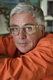 France, Finistère (29), Lannilis, Prat Ar Coum, l'artiste peintre Loic Madec