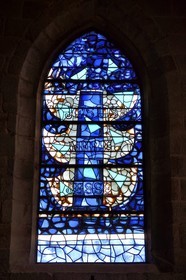 France, Seine-Maritime (76), Côte d'Albatre, Pays de Caux, l'église Saint-Valery de Varengeville-sur-Mer, vitrail l'Arbre de Jessé de Georges Braque