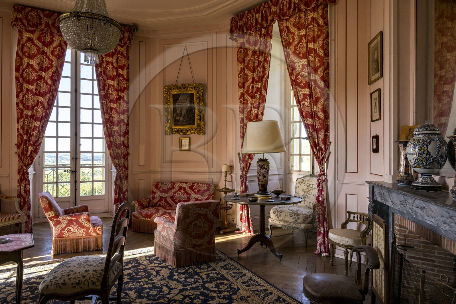 France, Nièvre (58), Parc naturel régional du Morvan, Bazoches, le chateau de Bazoches qui fut propriété du maréchal Sébastien le Prestre de Vauban, le grand salon dans la tour d'angle