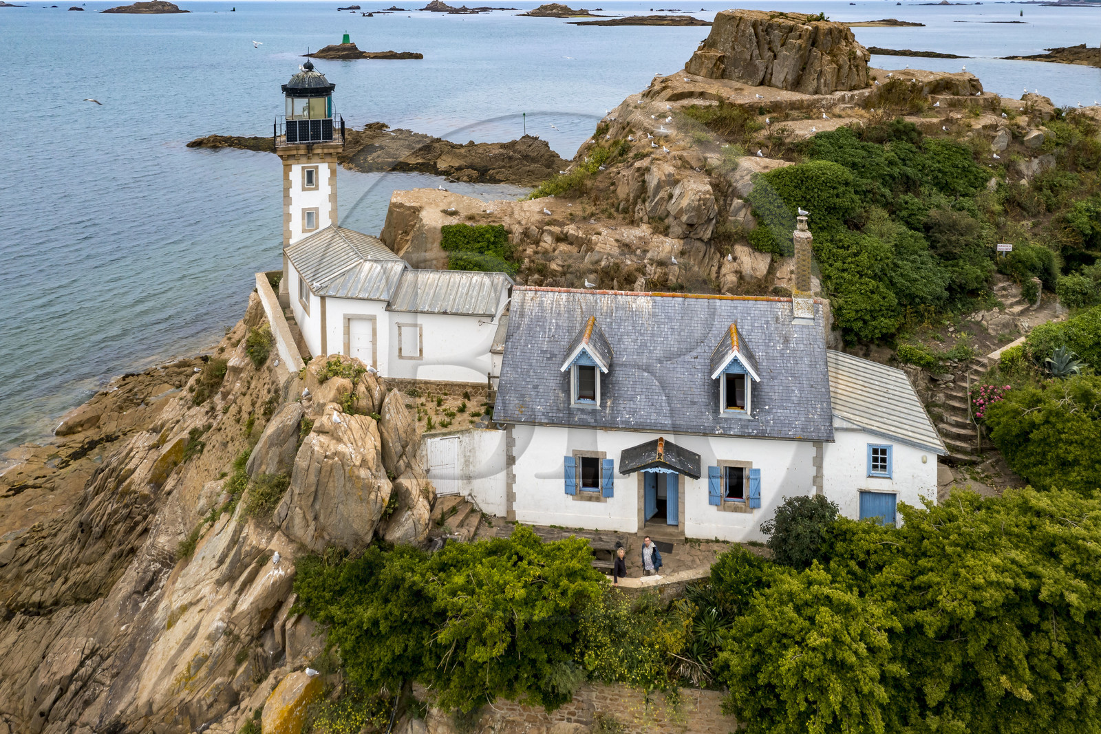 France, Finistère (29), Baie de Morlaix, Carantec, l'Ile Louët et son phare (vue aérienne)
