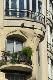 France, Paris (75), immeuble du 142 avenue de Versailles de style Art Nouveau  par Hector Guimard