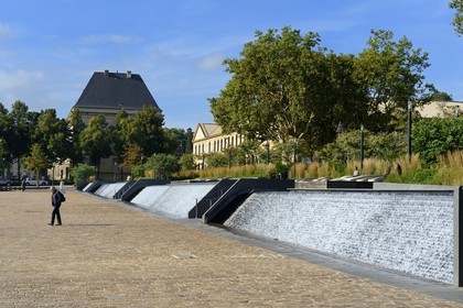 France, Moselle (57), Metz, la place de la République est la plus grande place du centre-ville