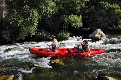 France, Hérault (34), vallée de l' Orb, descente en canoë-kayak de la rivière Orb au moulin de Travassac à Mons la Trivalle