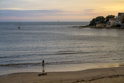 France, Charente-Maritime (17), région de Royan, Saint-Palais-sur-Mer, la plage du Bureau dans la conche de Saint-Palais
