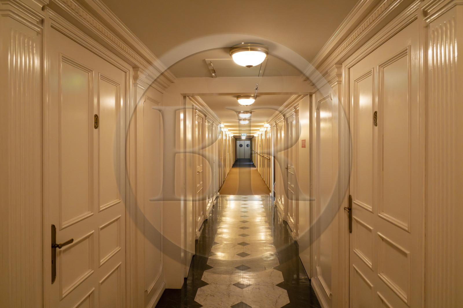 France, Loire-Atlantique (44), Saint-Nazaire, l'Escal'Atlantic dans l'ancienne base sous-marine allemande fait revivre le monde des transatlantiques, reconstitution d'un couloir de paquebot