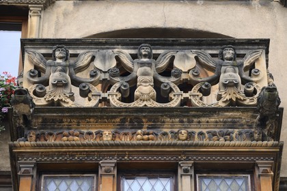 France, Haut Rhin, Colmar, la Maison des Tetes, renaissance style (1609), formerly a wine seller, balcony over the oriel window