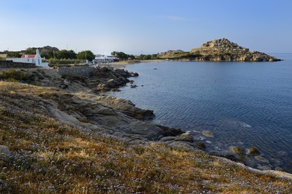 Grèce, Les Cyclades, mer Égée, île de Mykonos, village de Platis Gialos