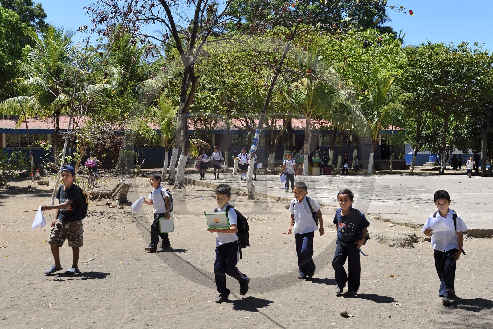 Nicaragua, Ile d'Ometepe sur le lac Nicaragua, sortie d'école dans le village de Merida