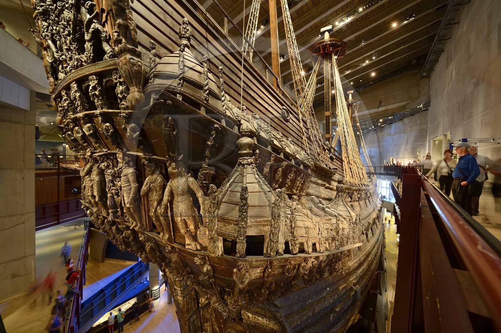 Suède, Stockholm, Djurgarden, le musée Vasa (Vasamuseet), le Vasa, navire du XVIIe siècle renfloué et rénové