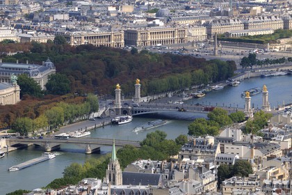 France, Paris (75), les rives de la Seine classées Patrimoine Mondiale de l'UNESCO, Pont Alexandre III
