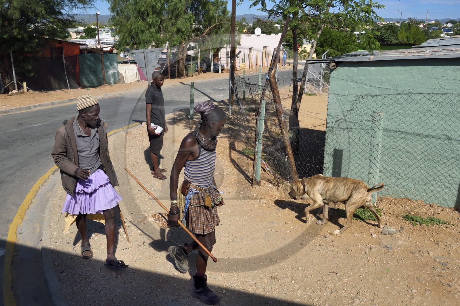 Namibie, région de Khomas, Windhoek, township de Katutura, hommes Himba