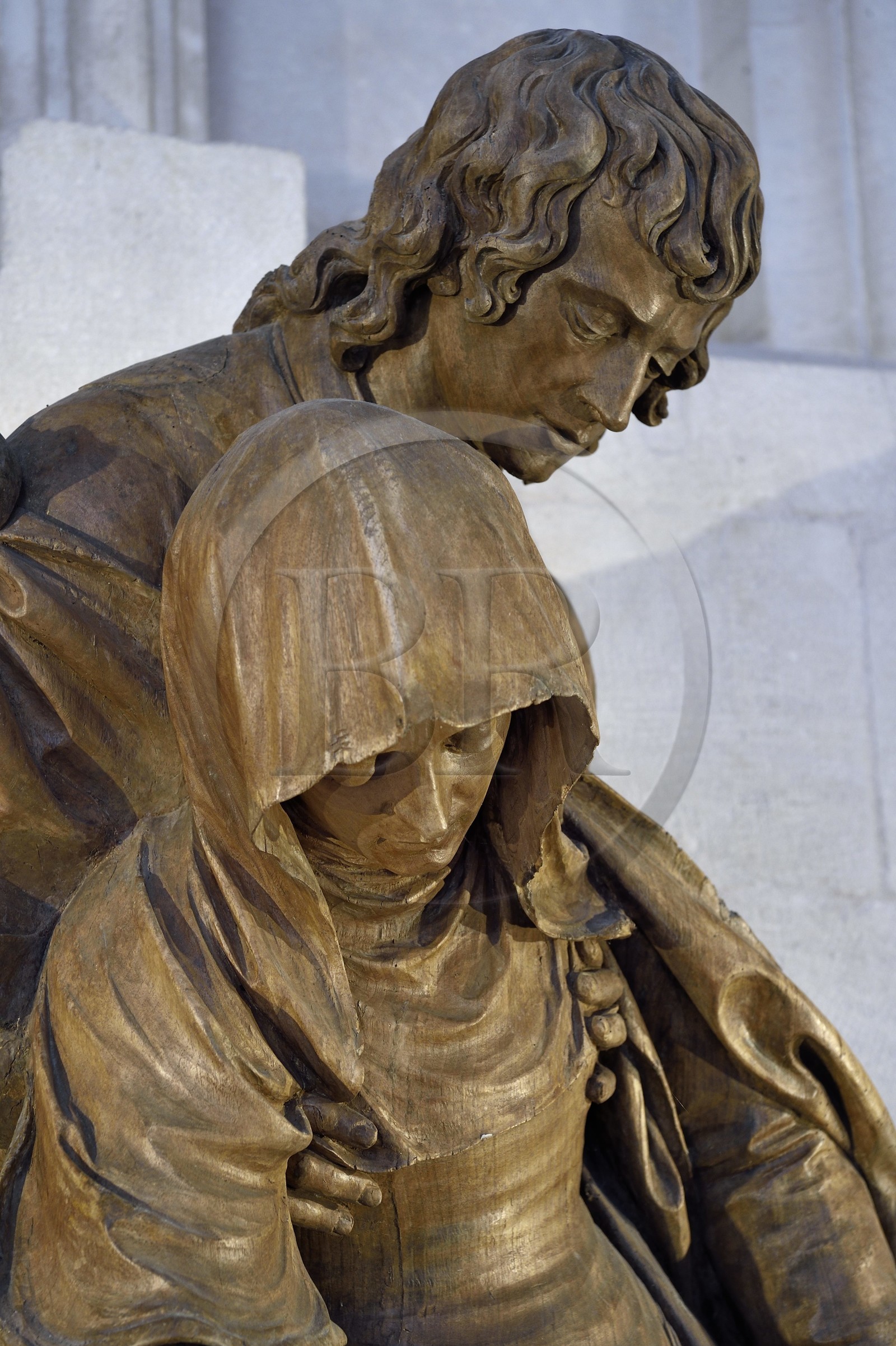 France, Meuse (55), Saint-Mihiel, église abbatiale Saint-Michel, la pâmoison de la vierge par le sculpteur Ligier Richier, bois (XVIème siècle), Saint Jean est en train de soutenir dans sa chute la Vierge défaillante après la mort de son Fils