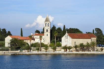 Croatia, Dalmatia, Dalmatian coast, Island of Vis, village of Vis, Saint-Jerome monastery built in the 16th century by the Franciscans on the small peninsula of Pirovo