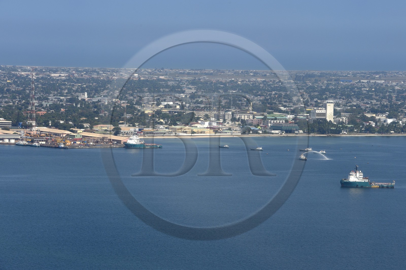 Gabon, Province de Ogooué-Maritime, Port-Gentil (vue aérienne)