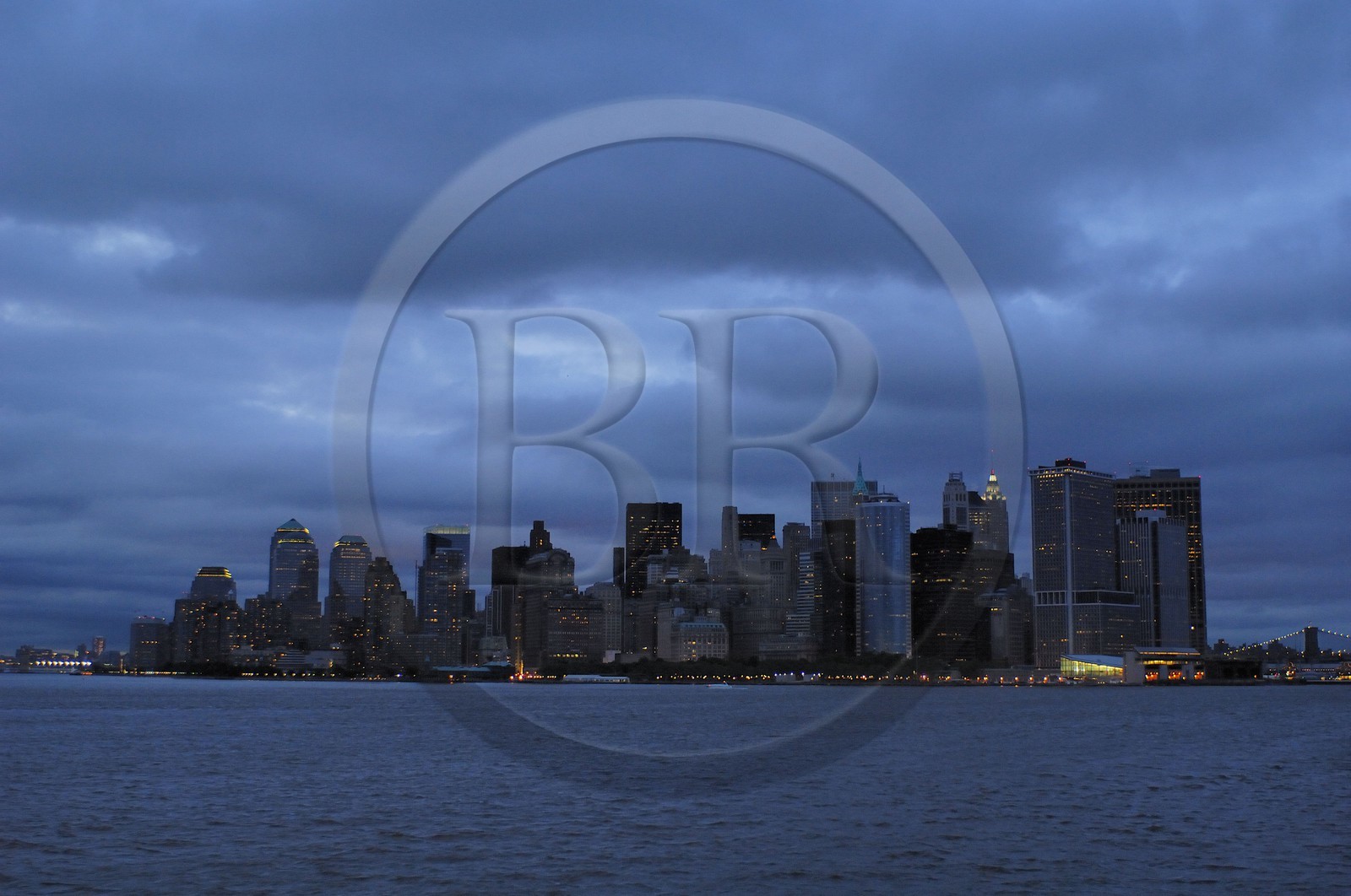 Etats-Unis, New York, Manhattan, downtown vu depuis la mer