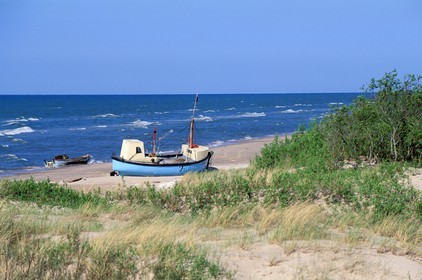 Latvia (Baltic States), Kurzeme region, beach of the fishermen's village of Mazirbe by the Baltic Sea