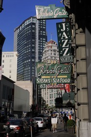Etats-Unis, Californie, San Francisco, enseigne de club de jazz dans Ellis street dans le quartier de Union square