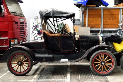 France, Puy de Dome, Clermont Ferrand, historical heritage reserves in the Michelin factory in Cataroux, Ford T equipped with Michelin tires